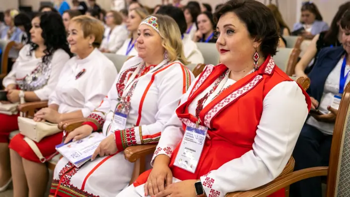 В ПФО на педагогическом форуме своим опытом поделились молодые преподаватели родного языка