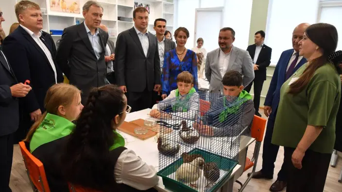 Первые агроклассы нового формата открыли в Омской области