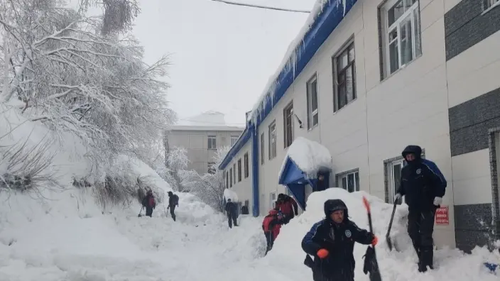 У камчатских школьников продолжаются каникулы