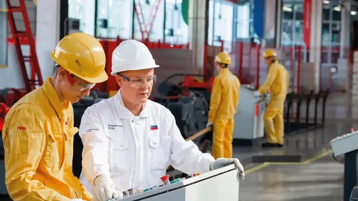 Партнерство образования и бизнеса: обучение кадров кластеров «Профессионалитета» стартует 6 апреля