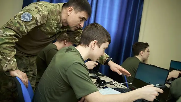 У курсантов Центра «Воин» появилась возможность получить дополнительные баллы к ЕГЭ