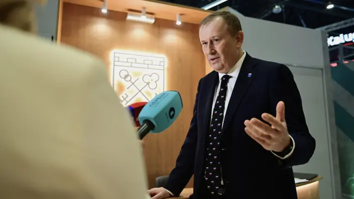 Образование как приоритет: губернатор Александр Дрозденко о ключевых задачах Ленобласти