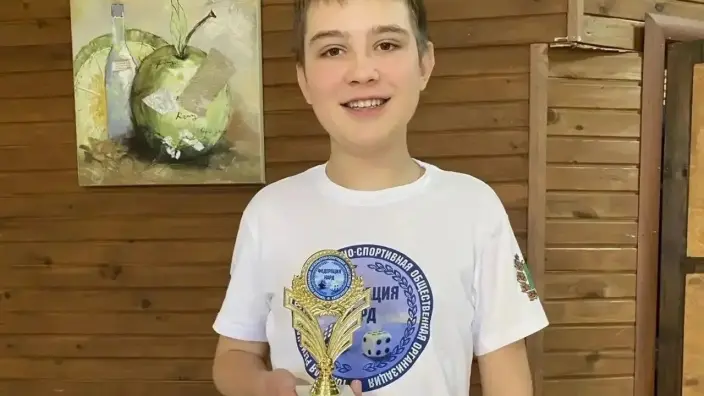 В Томской области 14-летний подросток спас своего тренера, едва не утонувшего в озере