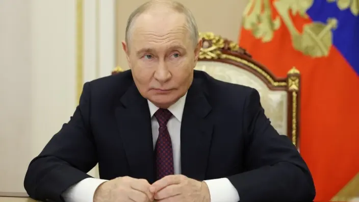 Путин предложил использовать искусственный интеллект для снижения нагрузки на учителей